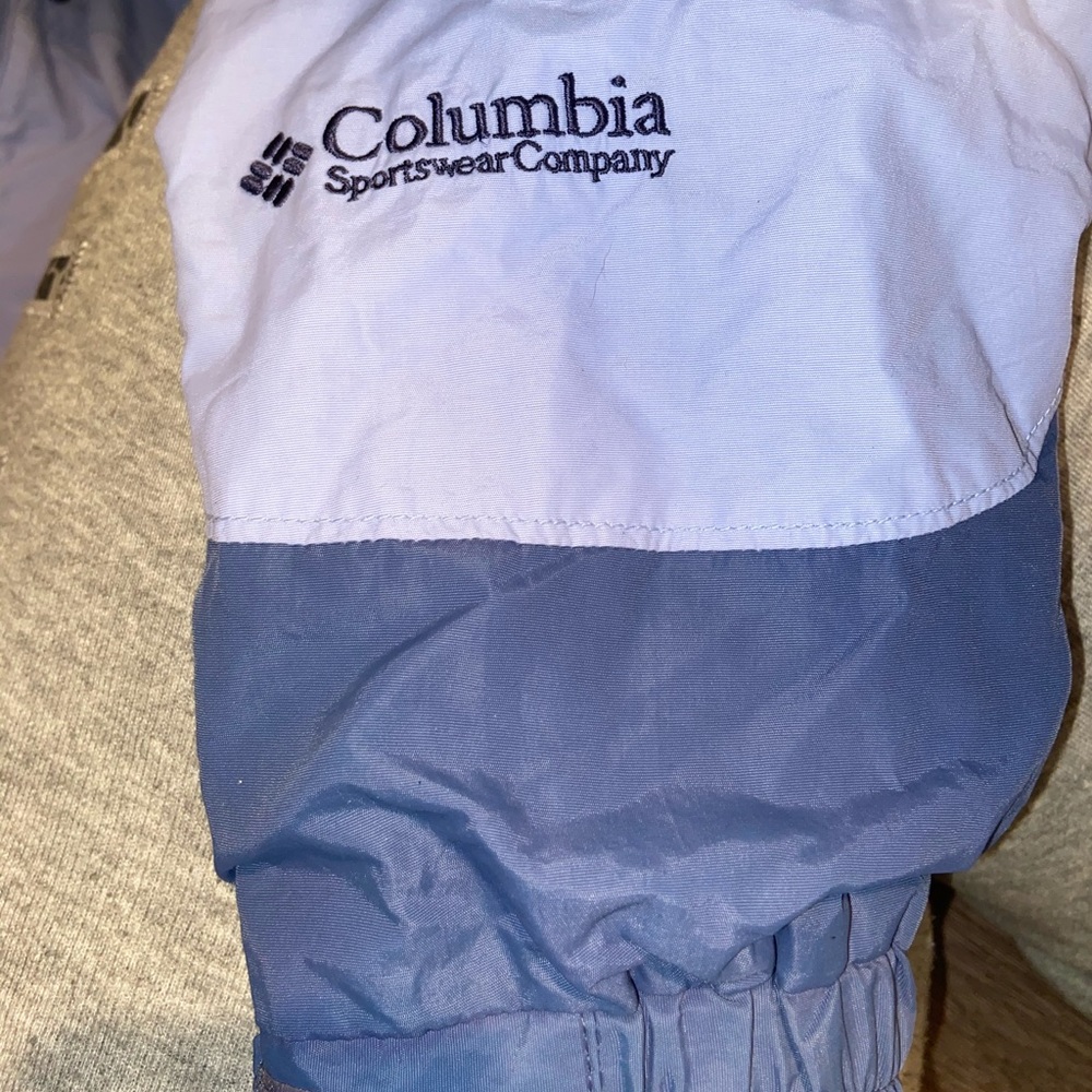 Columbia Rain Jacket - Picture 3 of 4